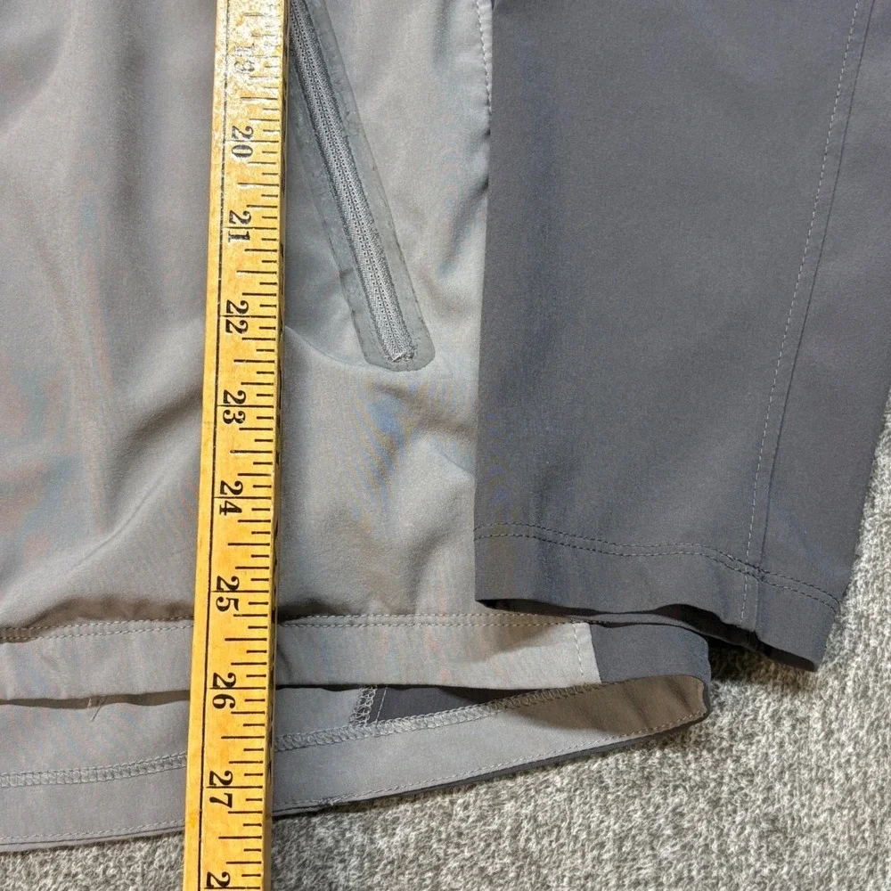 The North Face TNF Apex Men's M Grey Windbreaker Jacket Lightweight‎
